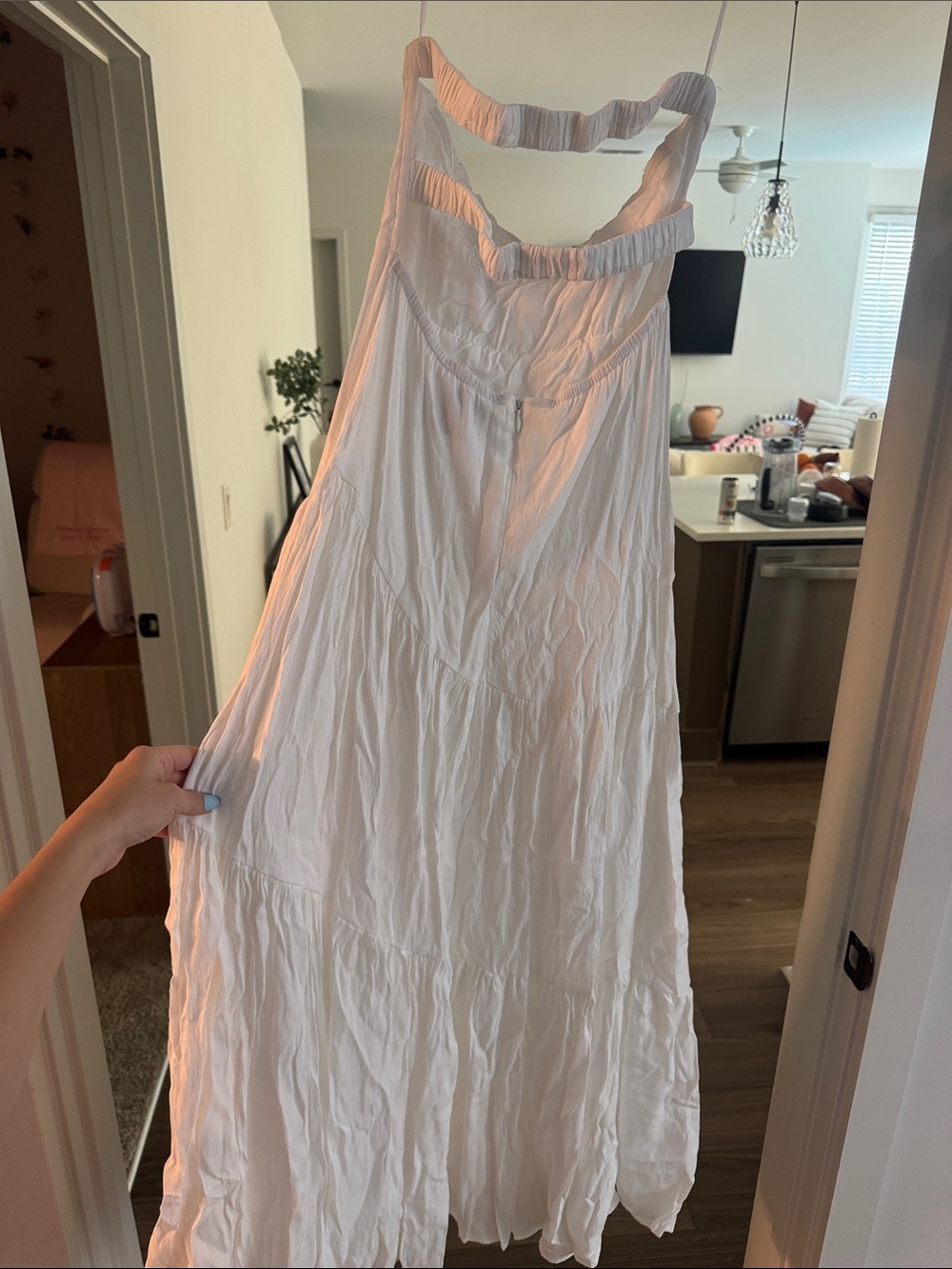 Hello Molly White Strapless Tiered Midi Dress with Sweetheart Bust - Picture 4 of 6